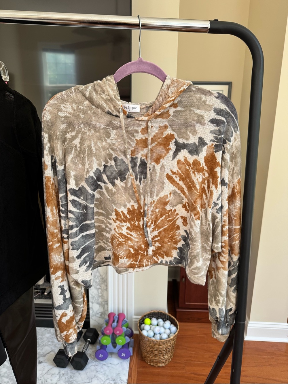 vestique Brown Gray Cream Tie-Dye Cropped Hoodie